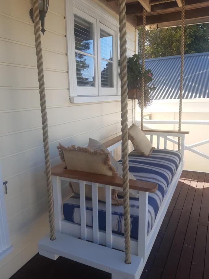 Harbour View Cottage Оукланд Екстериор снимка
